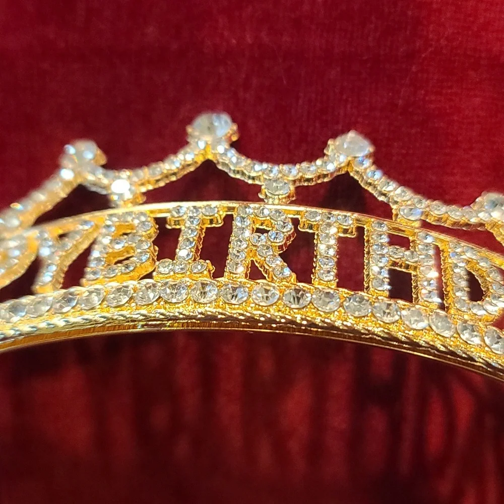 Tiara Rhinestone Queen Birthday Princess Quinceanera NWT Goldtone Adult Teen
